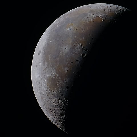 A shot of the moon